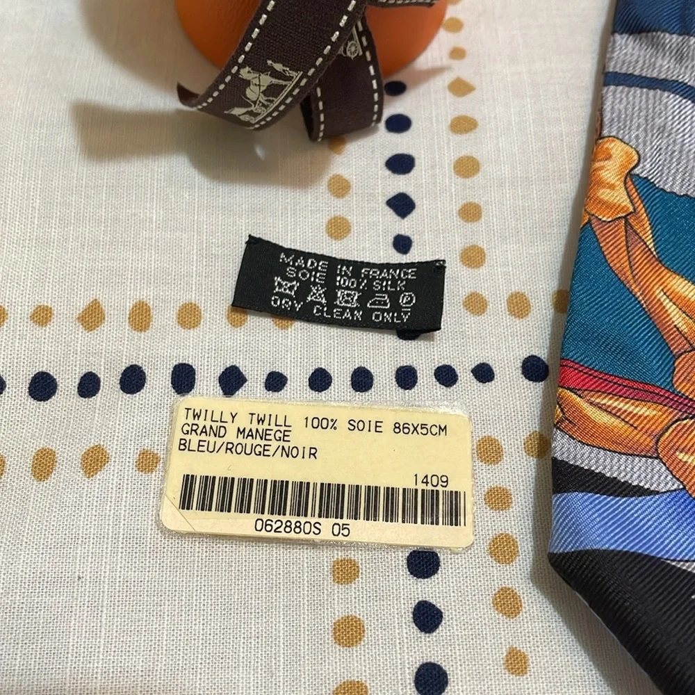Hermes Blue Red Black Silk Twilly Scarf with Gold Accents - Picture 2 of 6